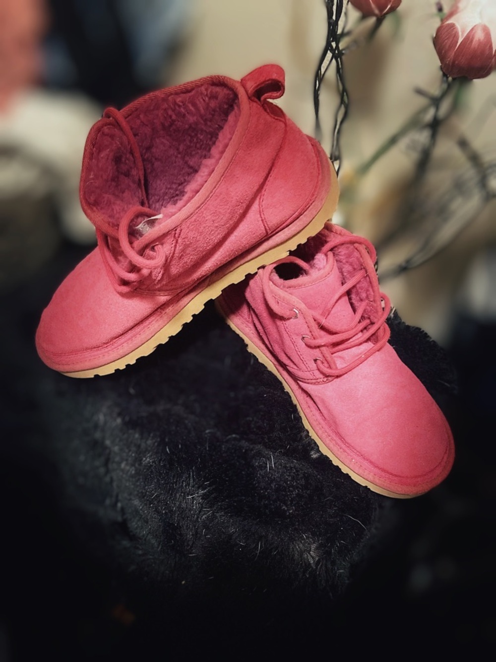 UGG Women’s Neumel boot Size 9 Strawberry Sorbet